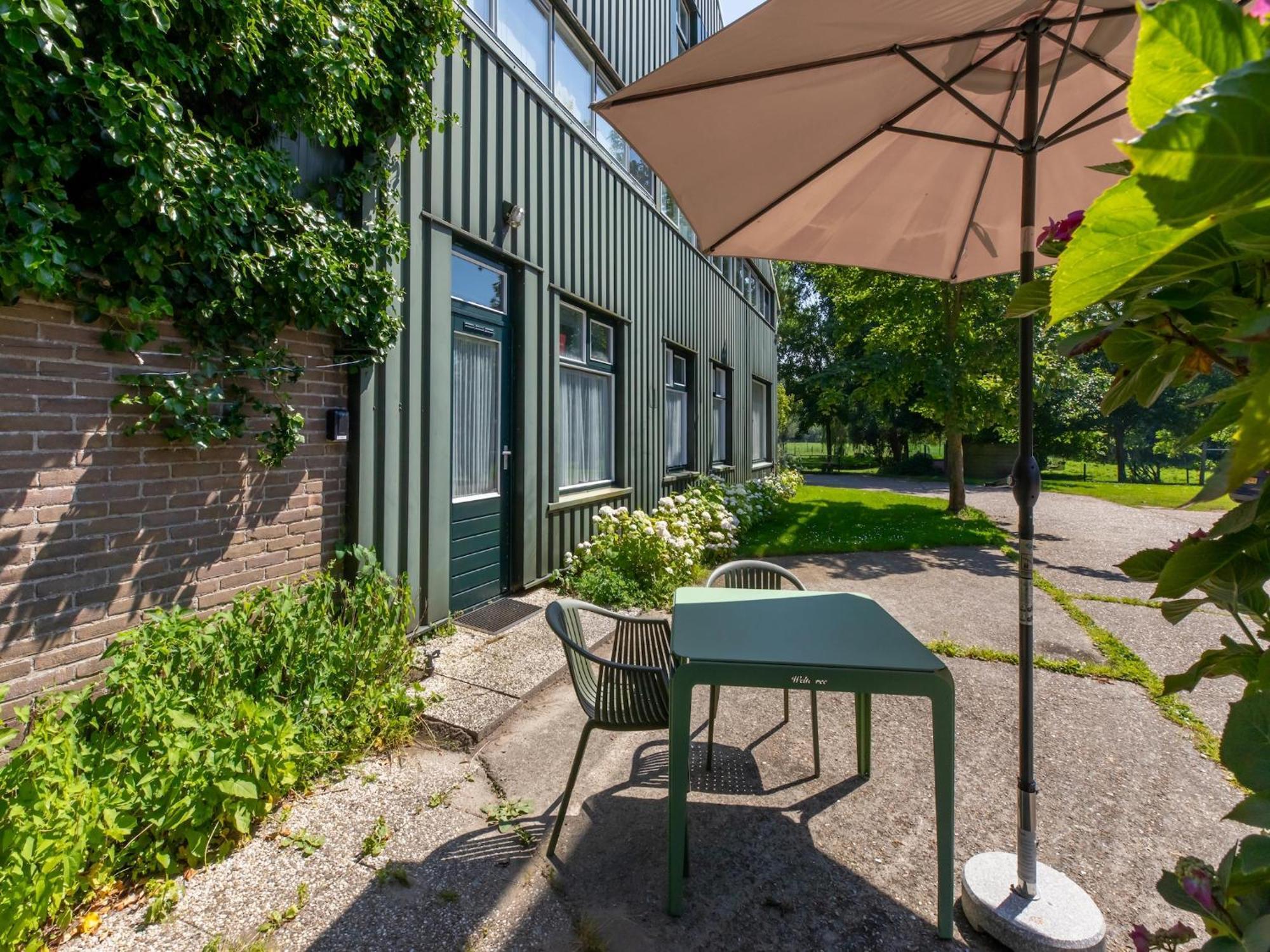 Superb Apartment Near The Beach In Vrouwenpolder Exterior foto